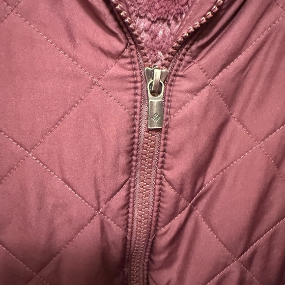 Columbia Plush-Lined Jacket in Plum - Picture 5 of 6